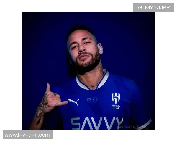 足球界超级巨星的崛起与传奇球员的辉煌岁月分析