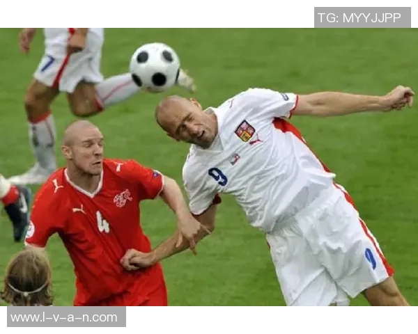 两个小孩踢足球能叫球星吗 从足球天赋到未来巨星的成长之路