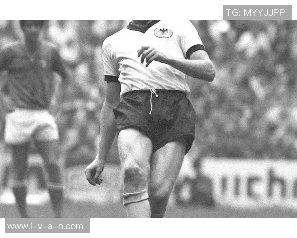 当足球巨星换上西装展现赛场外的绅士魅力瞬间